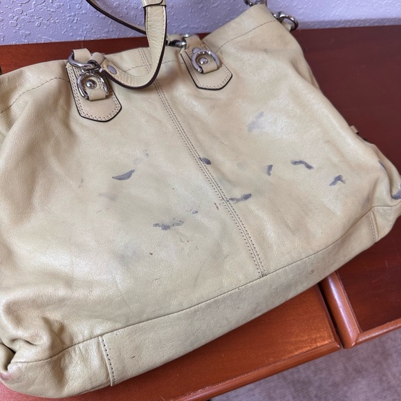 Coach Beige Leather Shoulder Bag - Picture 7 of 11